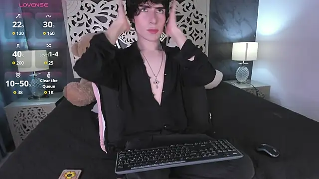 DemonFoxx online show from June 11, 2026, 12:35 pm