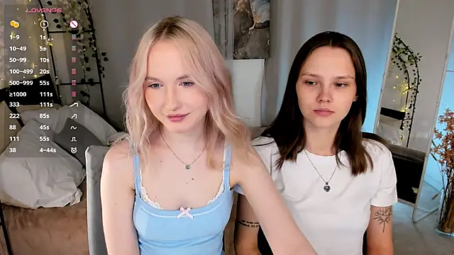lisaluve online show from May 31, 2026, 9:15 pm