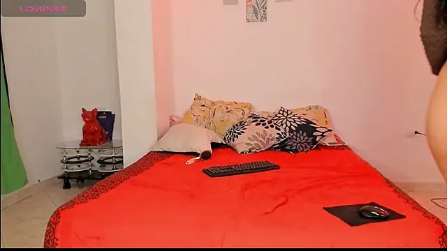 lolacute69  online show from July 24, 2026, 12:17 am