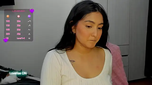 ViolettaKai online show from June 4, 2026, 2:49 am