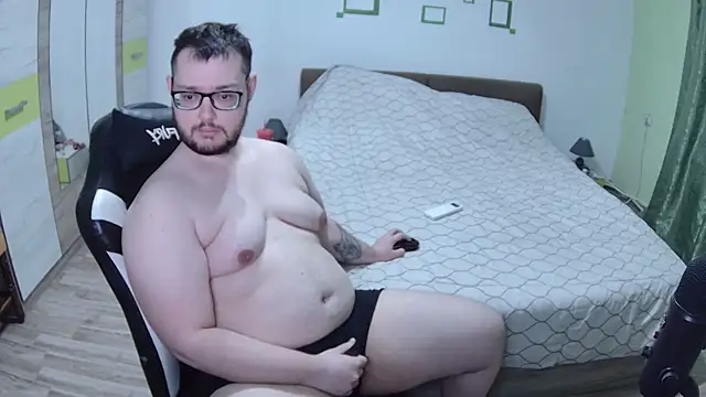 David chubby69 online show from April 25, 2026, 8:28 pm