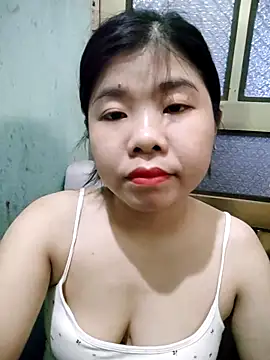 Ayti01 online show from June 4, 2026, 4:17 am