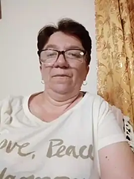 KetQueen101 online show from June 21, 2026, 8:14 pm
