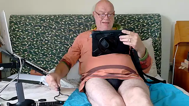 KinkCentral online show from June 11, 2026, 8:00 am