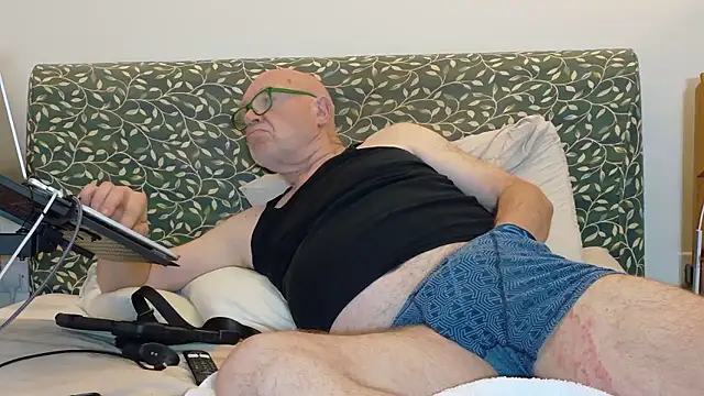 KinkCentral online show from June 2, 2026, 8:42 pm