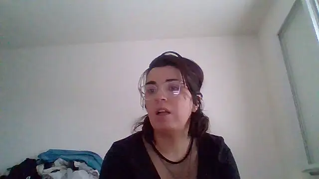 miss16 online show from April 30, 2026, 3:19 pm