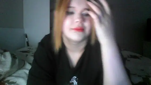 Amanda Mia  online show from June 25, 2026, 5:07 pm