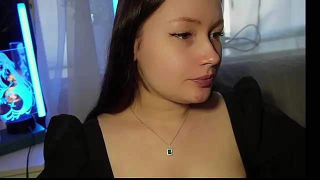 Snapshot of Tendre_Amelia chatting on June 6, 2026, 8:19 am Tendre Amelia online show from June 6, 2026, 8:19 am