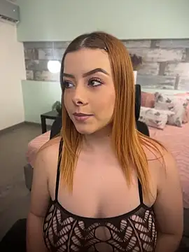 SweettVal  online show from July 29, 2026, 4:39 pm