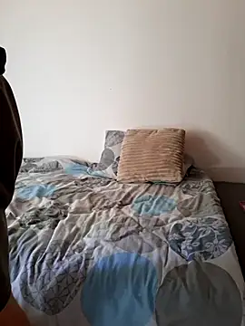 adaminosekk online show from April 24, 2026, 2:08 pm