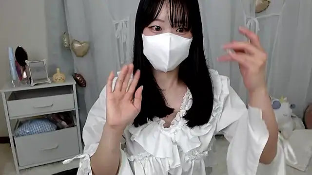 mii  tan online show from April 29, 2026, 2:16 am