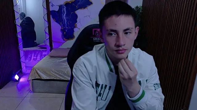 Andres Tay online show from May 20, 2026, 2:41 am