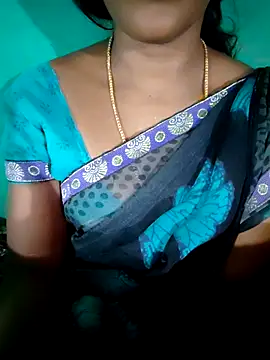 Tamil Hot HoneyBee online show from May 4, 2026, 1:58 pm