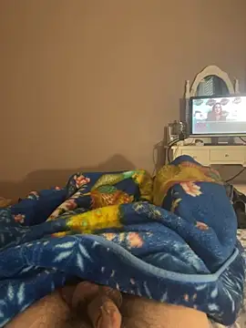 desirchat online show from April 25, 2026, 1:41 pm