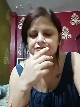 Snapshot of Newsoni chatting on April 24, 2026, 7:54 am Newsoni online show from April 24, 2026, 7:54 am