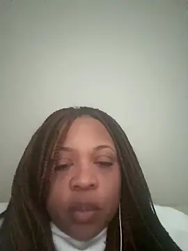 richierichelle online show from April 30, 2026, 11:42 pm