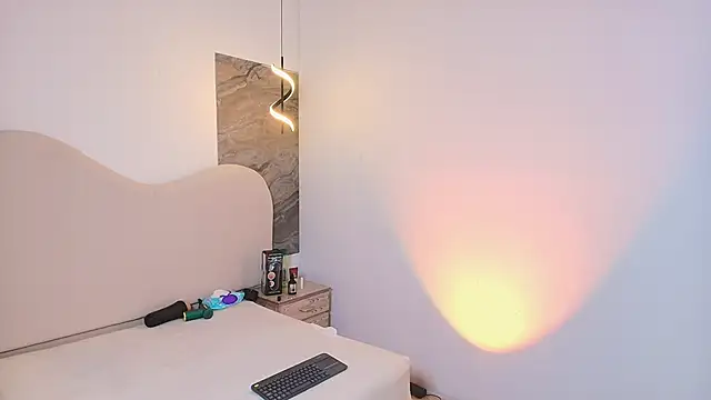 TONY FOXX1 online show from June 5, 2026, 6:52 am
