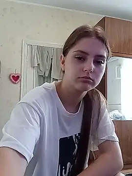 Snapshot of Miss-Venom chatting on June 28, 2026, 12:11 pm Miss-Venom online show from June 28, 2026, 12:11 pm