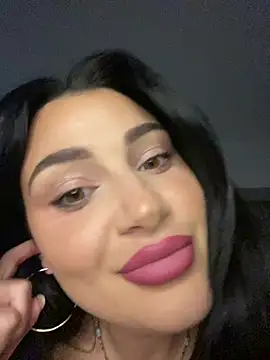 Snapshot of AylaSparkk chatting on July 24, 2026, 7:32 pm AylaSparkk online show from July 24, 2026, 7:32 pm