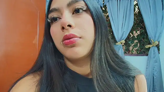 Sofia Browm online show from June 3, 2026, 9:08 pm
