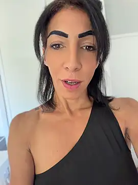 Yasmiinee online show from June 7, 2026, 10:09 am