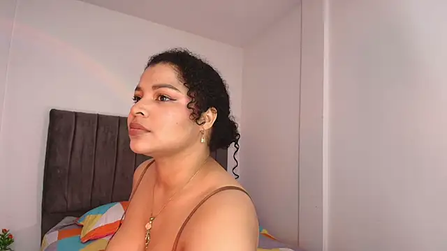 Nerea- online show from May 17, 2026, 2:33 am