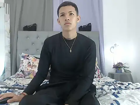 PhillipCox online show from June 27, 2026, 12:33 pm