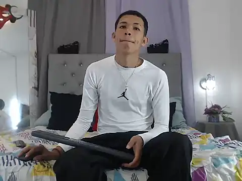 PhillipCox online show from June 29, 2026, 12:49 pm