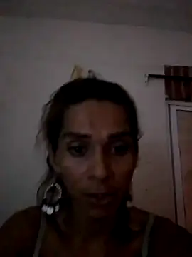 Snapshot of AzulAlaia chatting on July 26, 2026, 7:48 am AzulAlaia online show from July 26, 2026, 7:48 am