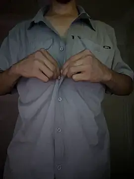 handsomefeel online show from April 26, 2026, 7:05 am