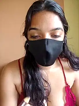 vanika2000 online show from May 5, 2026, 5:54 am