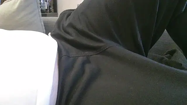 horny-bear89 online show from May 11, 2026, 7:55 pm
