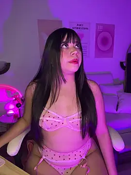 iEmily  online show from June 7, 2026, 1:11 am