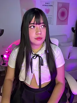 iEmily  online show from May 27, 2026, 2:19 am