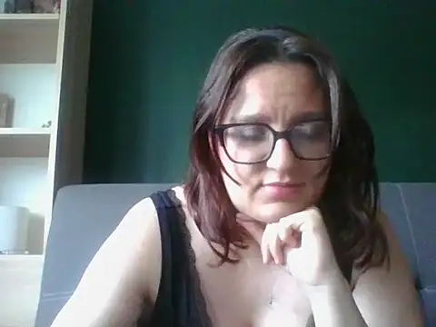 Snapshot of sensual_paris chatting on June 3, 2026, 5:30 am sensual paris online show from June 3, 2026, 5:30 am