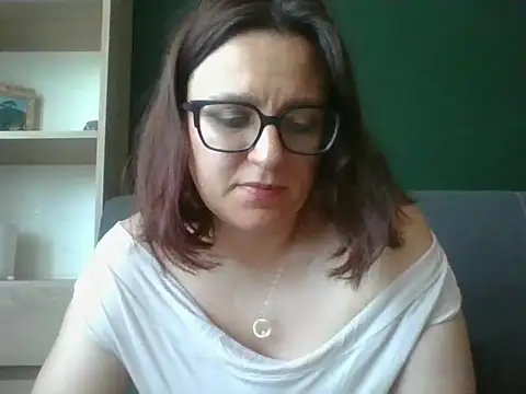 Snapshot of sensual_paris chatting on June 8, 2026, 5:30 am sensual paris online show from June 8, 2026, 5:30 am