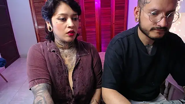 realhomesex online show from April 30, 2026, 3:13 am