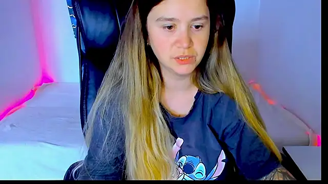 Snapshot of Natali_Secret chatting on June 26, 2026, 10:43 am Natali Secret online show from June 26, 2026, 10:43 am