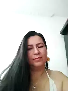 HelenNovoa online show from June 11, 2026, 8:17 pm