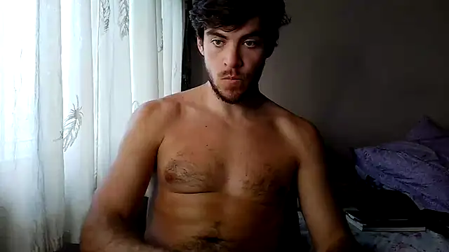 Snapshot of GringoDelicius chatting on July 28, 2026, 3:32 pm GringoDelicius online show from July 28, 2026, 3:32 pm