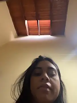 Snapshot of mia_moonna chatting on July 1, 2026, 12:05 pm mia moonna online show from July 1, 2026, 12:05 pm