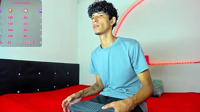liammendoza98 online show from May 21, 2026, 12:02 pm