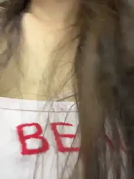 xiaochengzi505 online show from May 20, 2026, 1:02 am
