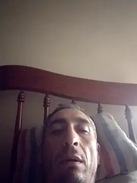 Alejandro83bsf online show from April 28, 2026, 10:03 pm