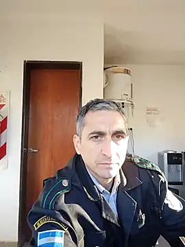 Alejandro83bsf online show from July 3, 2026, 1:17 pm