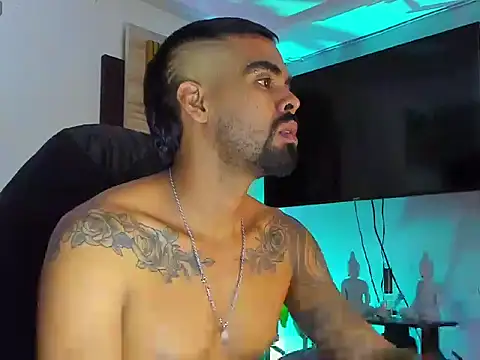  kameron9811 online show from April 30, 2026, 3:46 am