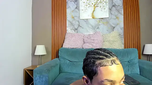 LOVE GUYS1 online show from May 4, 2026, 1:25 pm