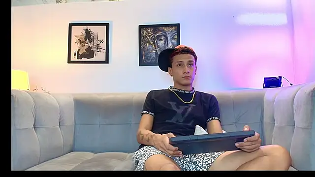 KING BOYS2026 online show from June 21, 2026, 1:33 am