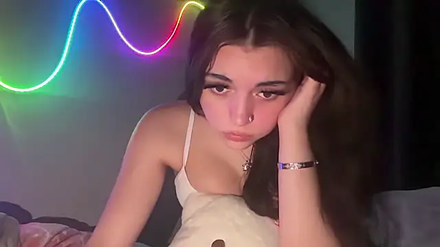 Snapshot of Maddieblairxo chatting on August 2, 2026, 8:12 am Maddieblairxo online show from August 2, 2026, 8:12 am