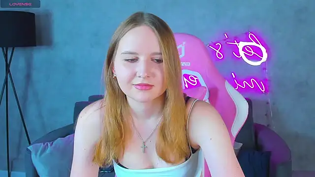 Emmaa Kimm online show from June 26, 2026, 1:00 am